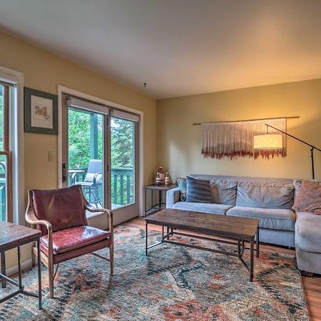 Lake Placid Gem With Patio And Views Less Than 1 Mi To Beach! Luaran gambar