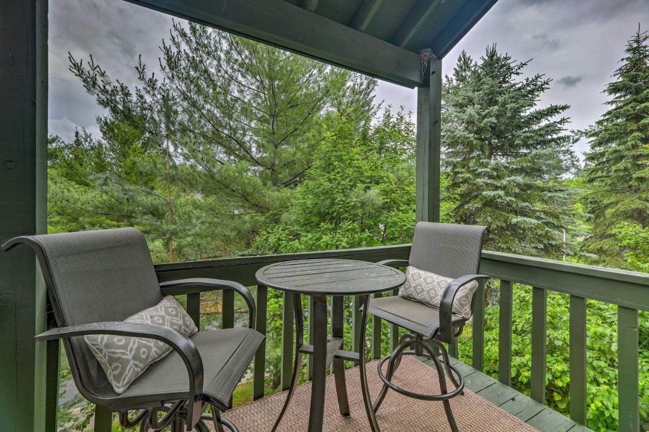Lake Placid Gem With Patio And Views Less Than 1 Mi To Beach! Luaran gambar